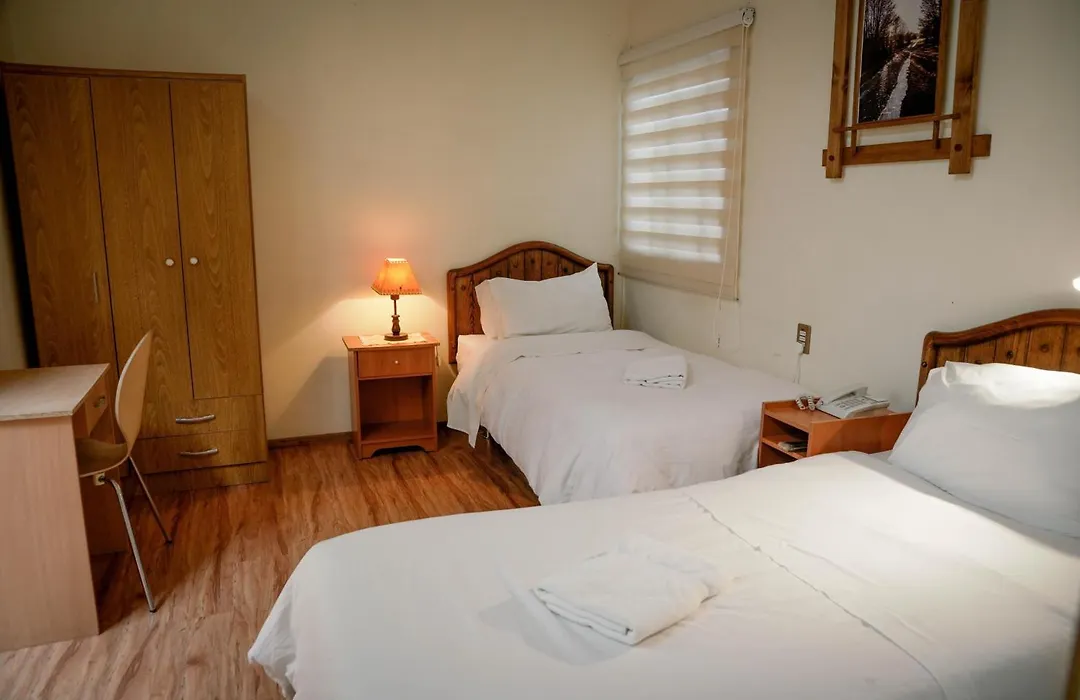 Hostal Cordillera-1